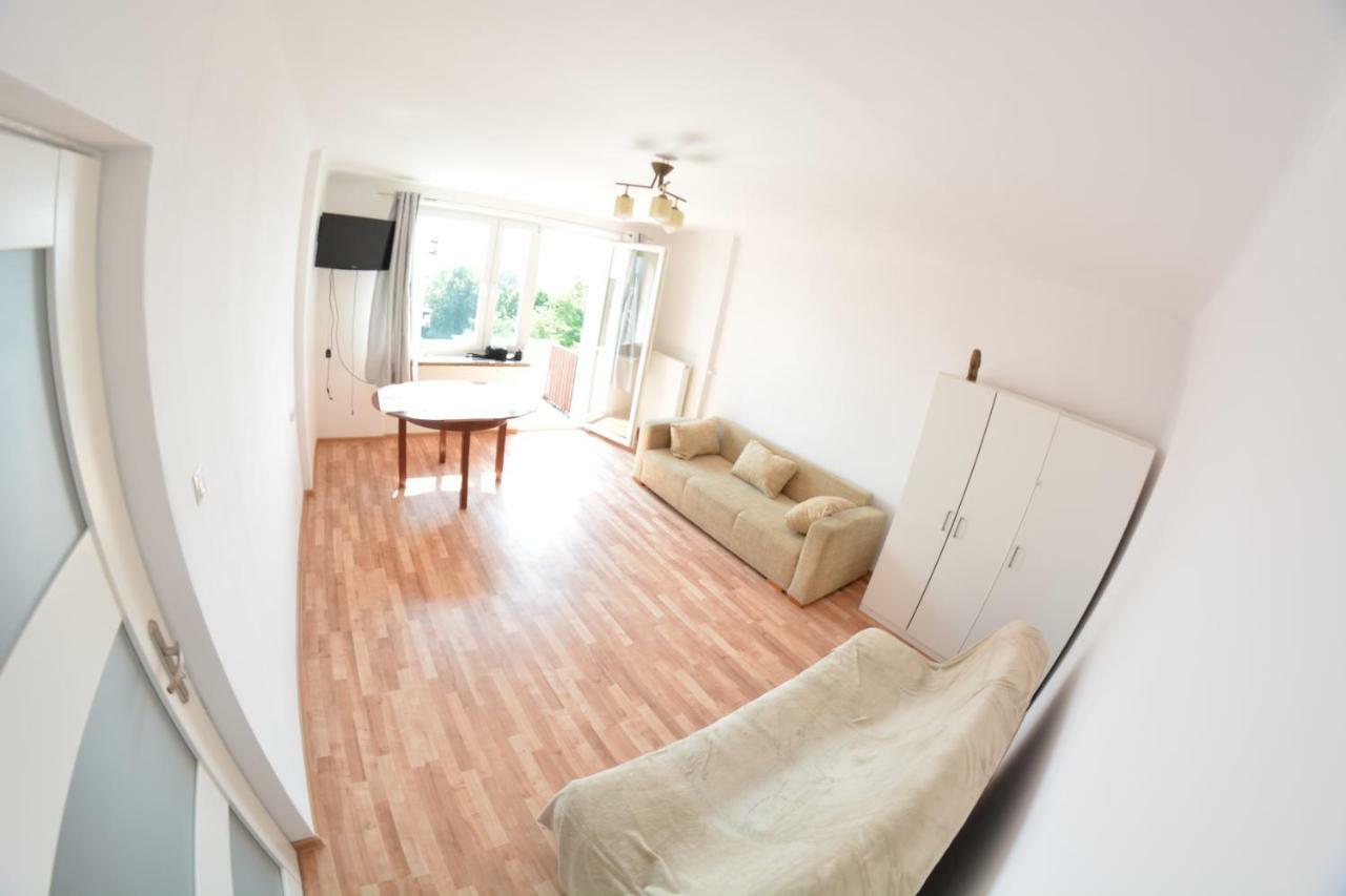 Appartamento Ul. Ugorek Kolo Areny Cracovia Esterno foto