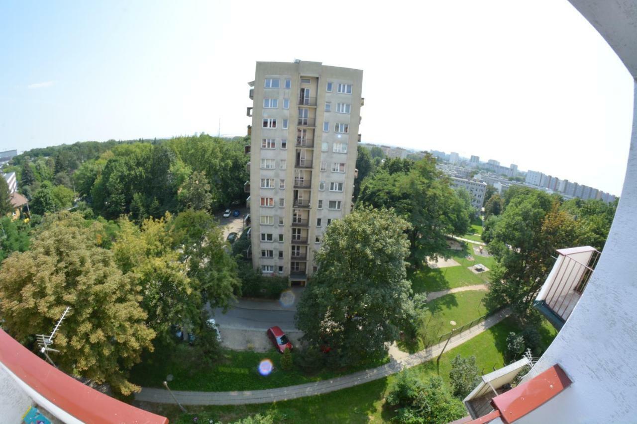Appartamento Ul. Ugorek Kolo Areny Cracovia Esterno foto